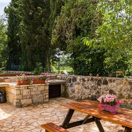 בית נופש Awesome In With Kitchen *